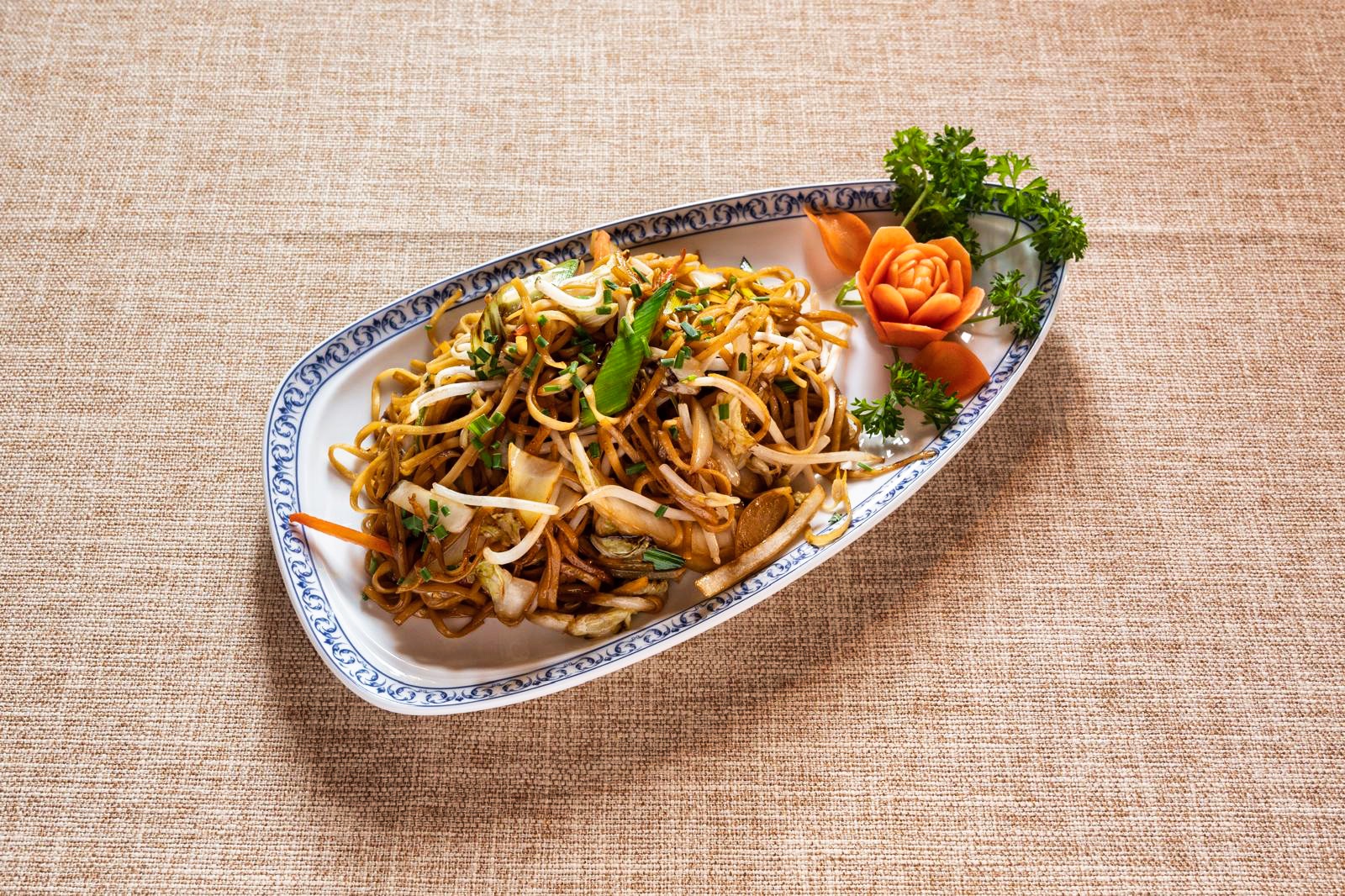 Nouilles sautées aux légumes